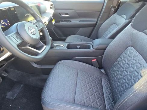 New 2026 Nissan Kicks SV w/ SV Premium Package image 27