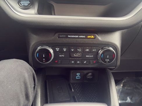 Used 2022 Ford Bronco Sport Outer Banks w/ Tech Package image 11