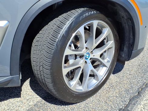 Used 2025 BMW X5 xDrive50e AWD/4WD image 8