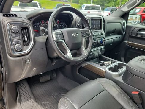 Used 2020 Chevrolet Silverado 1500 LT Trail Boss AWD/4WD image 18