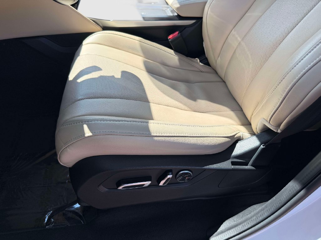 Certified 2023 Acura MDX w/ Technology Package FWD image 15