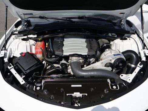 Used 2019 Chevrolet Camaro SS image 8