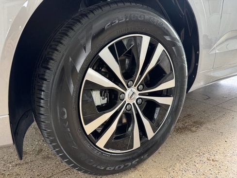 Used 2024 Volvo XC60 B5 Core image 50