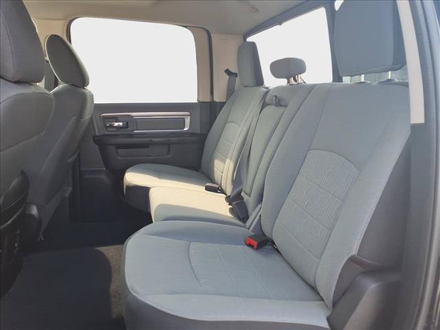 Used 2022 RAM 1500 Classic SLT w/ Electronics Convenience Group AWD/4WD image 30