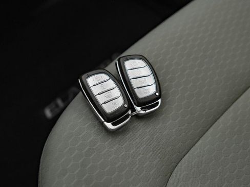 Used 2020 Hyundai Elantra Value Edition image 55