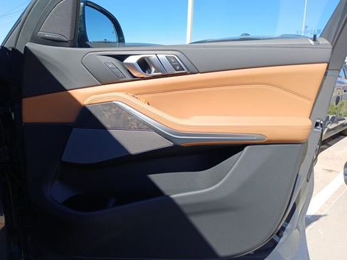 New 2026 BMW X7 xDrive40i w/ M Sport Package image 16