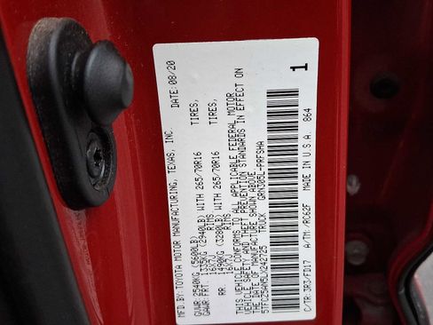 Used 2020 Toyota Tacoma TRD Off-Road image 26