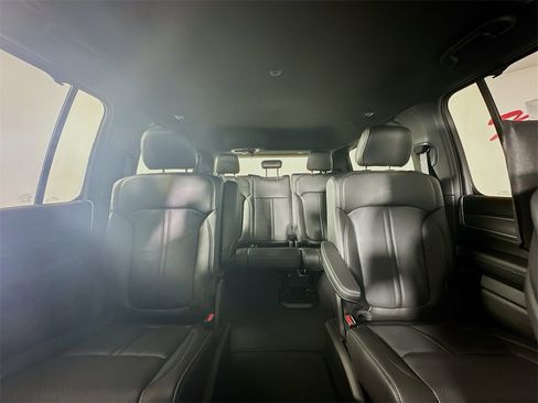 New 2025 Jeep Wagoneer Series II w/ Convenience Group I image 10