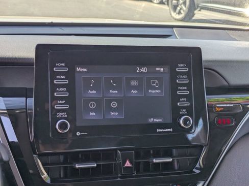 Used 2023 Toyota Camry SE image 19