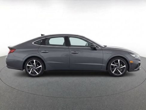 Used 2023 Hyundai Sonata SEL Plus FWD image 4