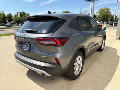 Certified 2025 Ford Escape Active w/ Active Premium Tech Pack AWD/4WD image 7