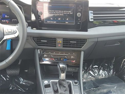 New 2025 Volkswagen Jetta SE image 13