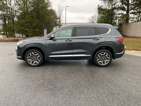 Used 2023 Hyundai Santa Fe Limited image 3