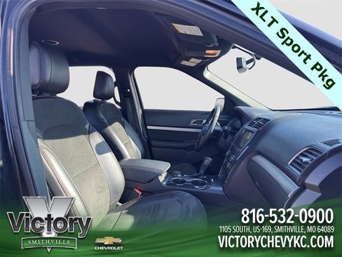 Used 2018 Ford Explorer XLT w/ Equipment Group 202A image 17