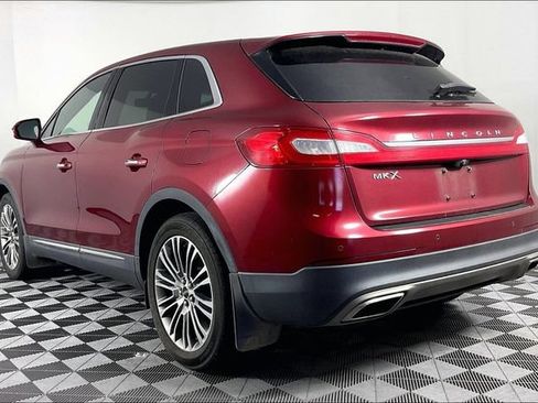 Used 2016 Lincoln MKX Reserve w/ Cargo Utility Package FWD image 2