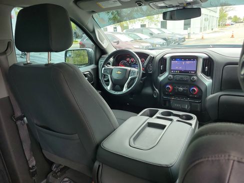 Used 2020 Chevrolet Silverado 1500 LT w/ All-Star Edition image 13