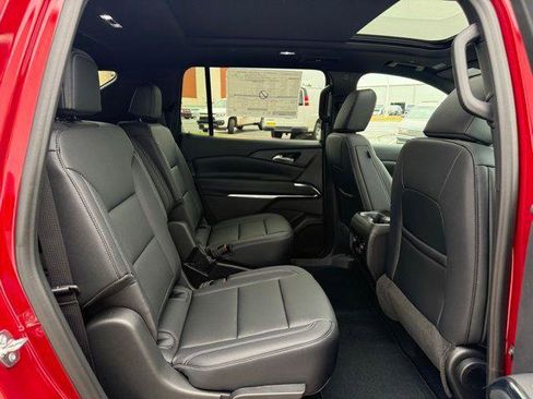 New 2026 Chevrolet Traverse LT FWD image 4