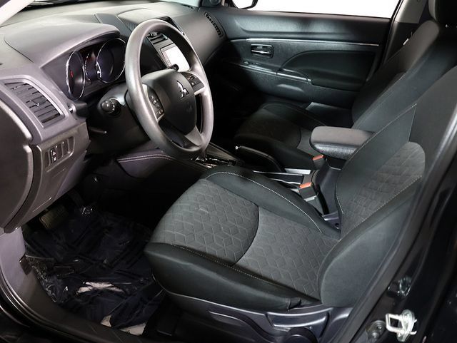 Used 2025 Mitsubishi Outlander Sport ES AWD/4WD image 12
