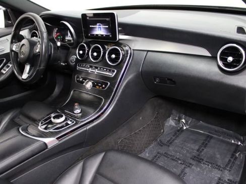 Used 2018 Mercedes-Benz C 300 Sedan w/ Premium Package image 23