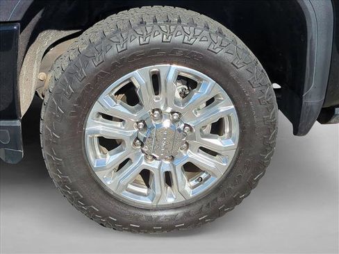 Used 2022 GMC Sierra 2500 Denali w/ Denali Ultimate Package image 24