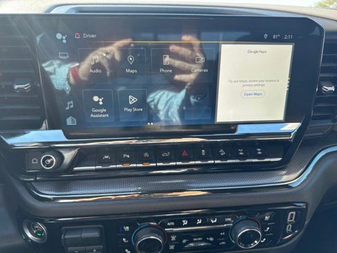 Used 2024 Chevrolet Silverado 1500 ZR2 w/ Technology Package image 11