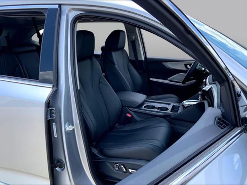 Used 2026 Acura MDX FWD image 9