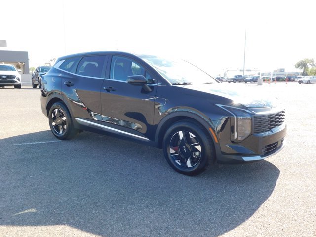 Used 2026 Kia Sportage LX FWD image 6