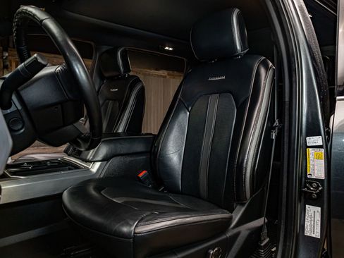 Used 2020 Ford F350 Platinum image 23