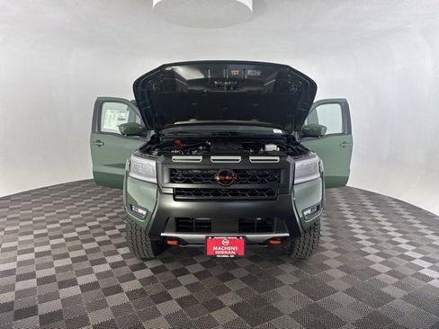 New 2026 Nissan Frontier PRO-4X w/ Pro-4x Convenience Package image 20
