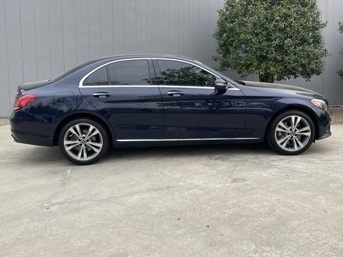 Used 2019 Mercedes-Benz C 300 4MATIC Sedan image 5