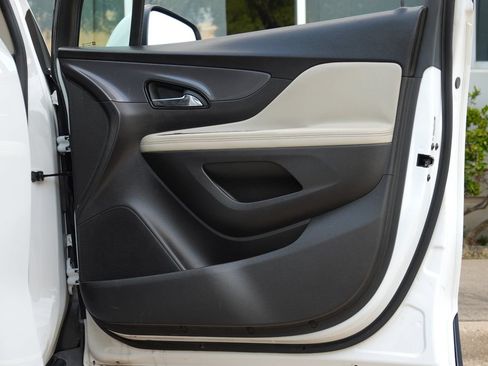 Used 2019 Buick Encore Preferred FWD image 38