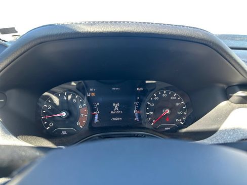 Used 2024 Jeep Compass Latitude AWD/4WD image 18