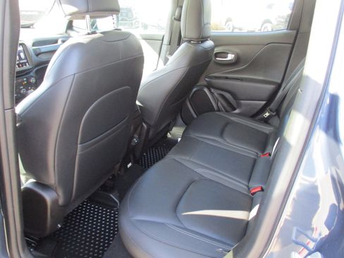 Certified 2022 Jeep Renegade Limited w/ Sun, Sound & Wheels Group image 11