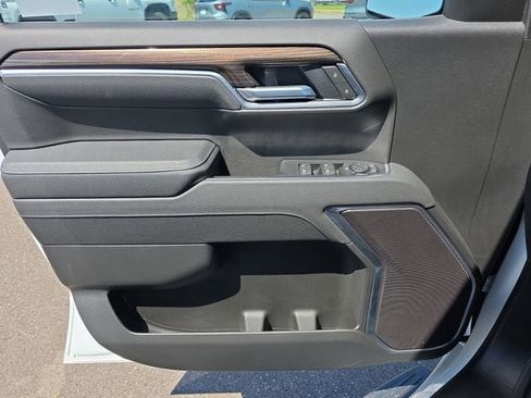 New 2026 Chevrolet Silverado 1500 RST w/ Z71 Off-Road Package image 17