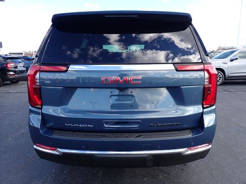 New 2026 GMC Yukon Elevation image 6