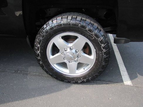 Used 2015 Chevrolet Silverado 2500 LTZ w/ Duramax Plus Package AWD/4WD image 36