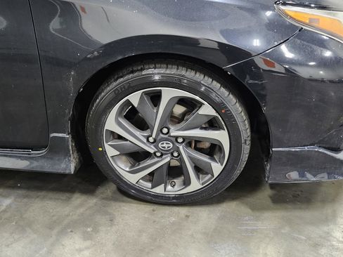 Used 2016 Scion iM image 9