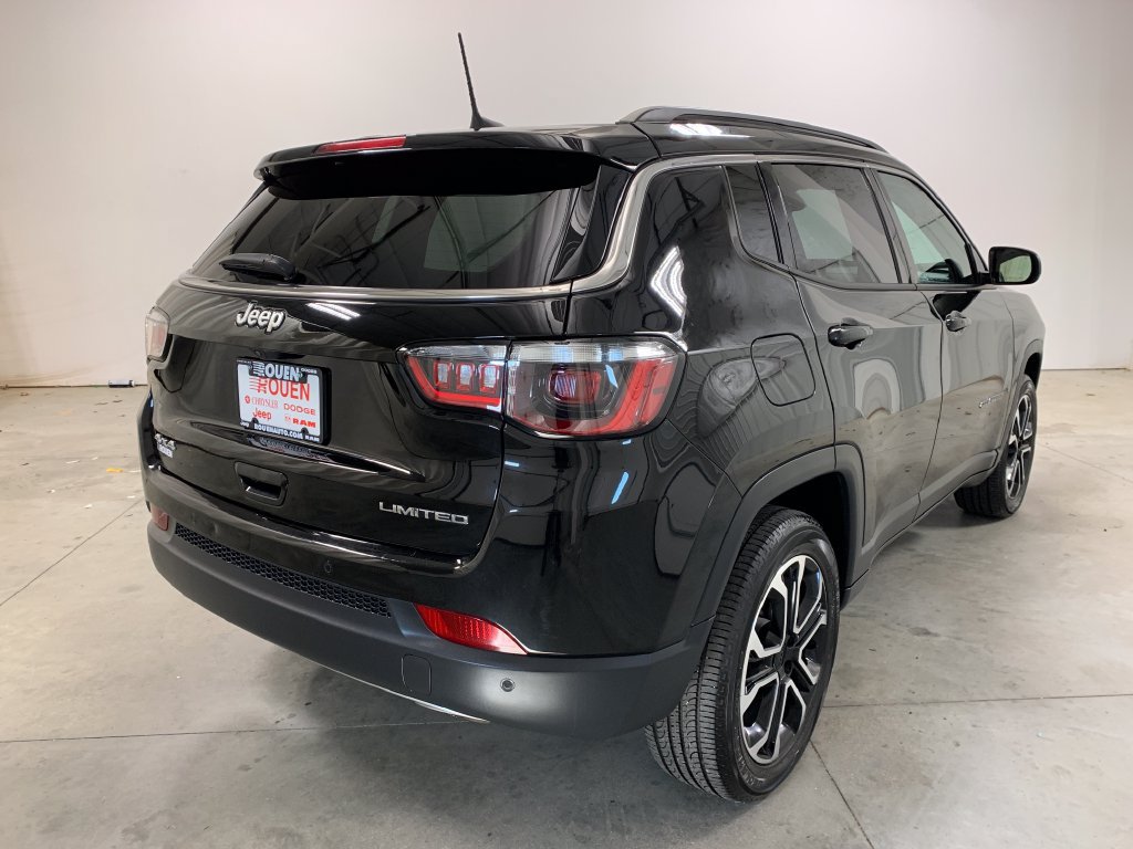 Used 2023 Jeep Compass Limited AWD/4WD image 26