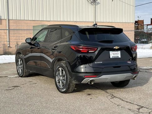 Certified 2023 Chevrolet Blazer LT w/ Convenience Package image 3