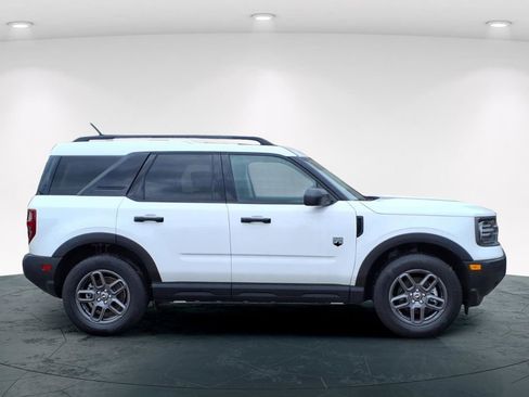 Used 2025 Ford Bronco Sport Big Bend w/ Convenience Package image 2