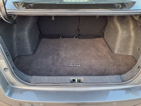 Used 2025 Nissan Versa SV w/ Trunk Package FWD image 10