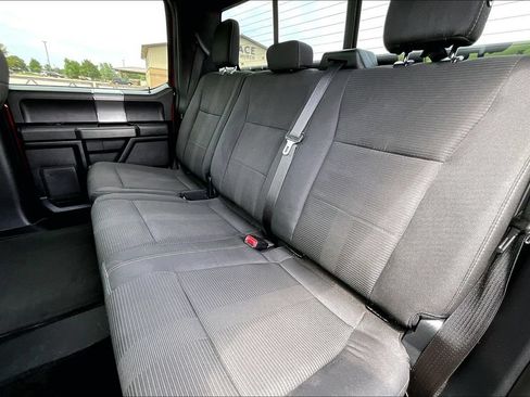 Used 2016 Ford F150 XLT w/ Equipment Group 302A Luxury AWD/4WD image 24