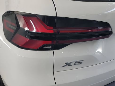 Used 2026 BMW X5 sDrive40i w/ Parking Assistance Package image 23