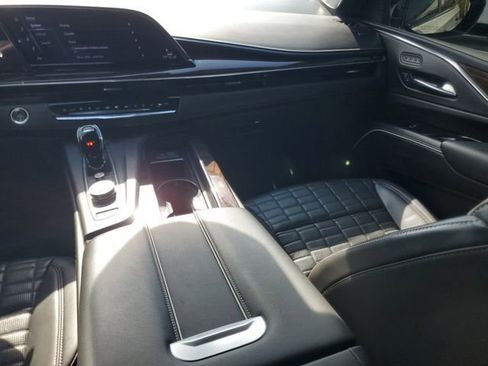 Used 2023 Cadillac Escalade Sport Platinum w/ LPO, ONYX Package image 14