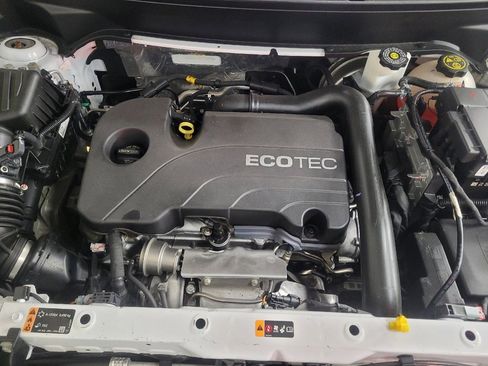 Used 2022 Chevrolet Equinox LT w/ Driver Convenience Package image 30