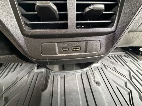 Used 2023 GMC Canyon AT4 w/ AT4 Premium Package image 15