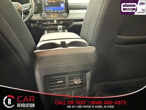 Used 2023 Chevrolet Colorado LT w/ LT Convenience Package image 44