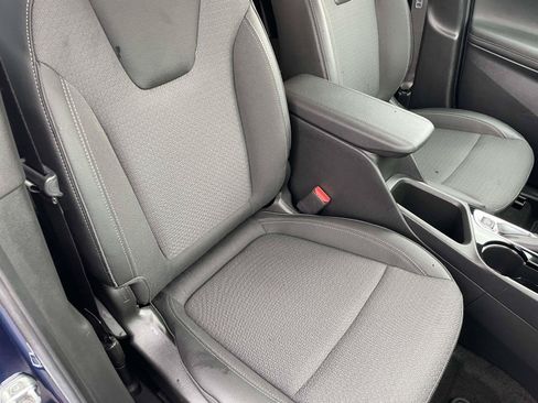 Certified 2023 Buick Encore GX Preferred w/ Cold Weather Comfort Package AWD/4WD image 18
