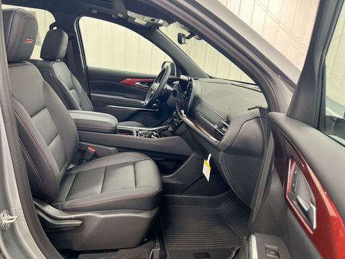 New 2026 Chevrolet Traverse Z71 w/ Driver Confidence Package AWD/4WD image 23