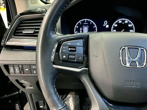 Used 2025 Honda Odyssey Elite image 11